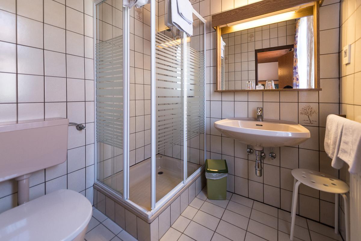 Gasthof Zum Hirschen Burgau Eksteriør billede